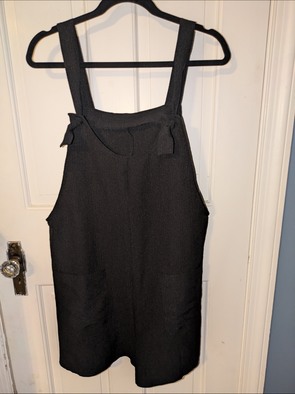 SHEIN Black Sleeveless Pinafore Shorts Romper